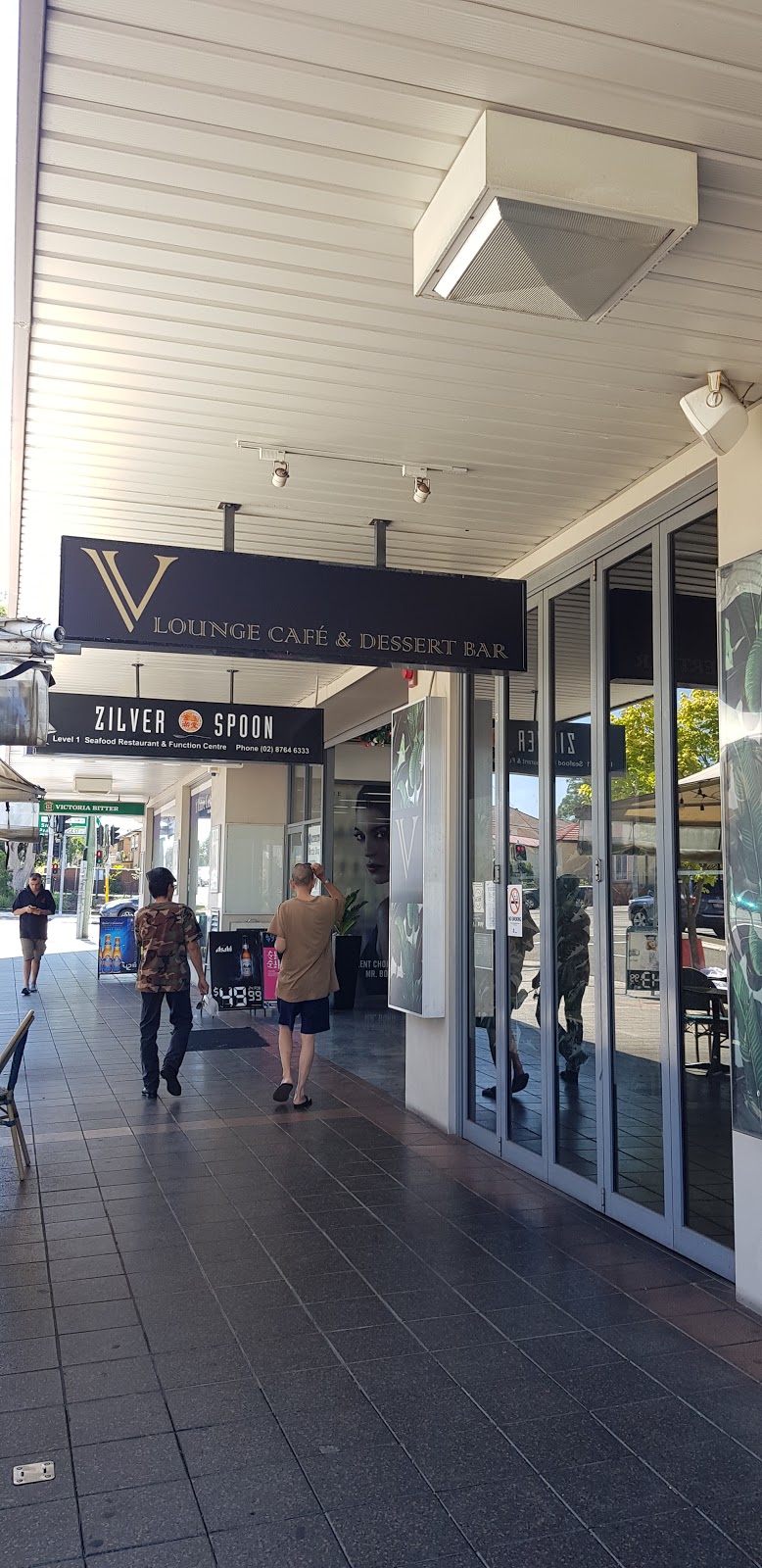 V Lounge | cafe | 239 Canley Vale Rd, Canley Heights NSW 2166, Australia | 0297233492 OR +61 2 9723 3492