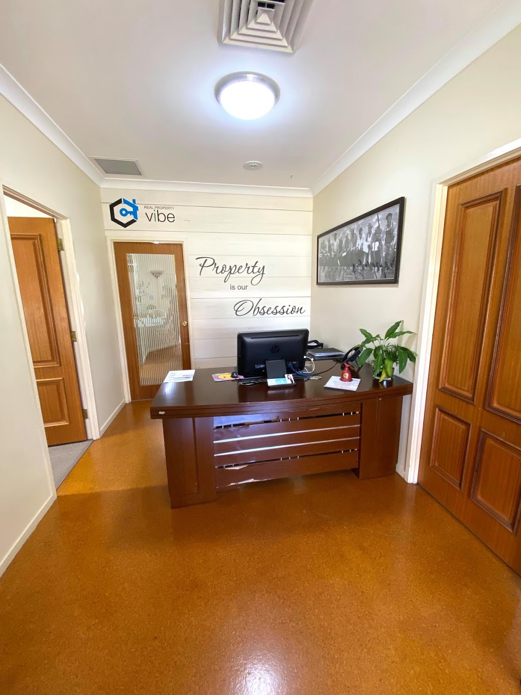 Real Property Vibe | 1/13 Cameron St, Beenleigh QLD 4207, Australia | Phone: (07) 3462 0171