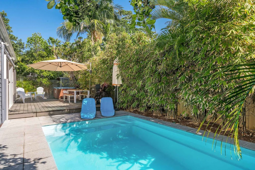 A PERFECT STAY - Aaloka Bay | 7 Milton St, Byron Bay NSW 2481, Australia | Phone: 1300 588 277