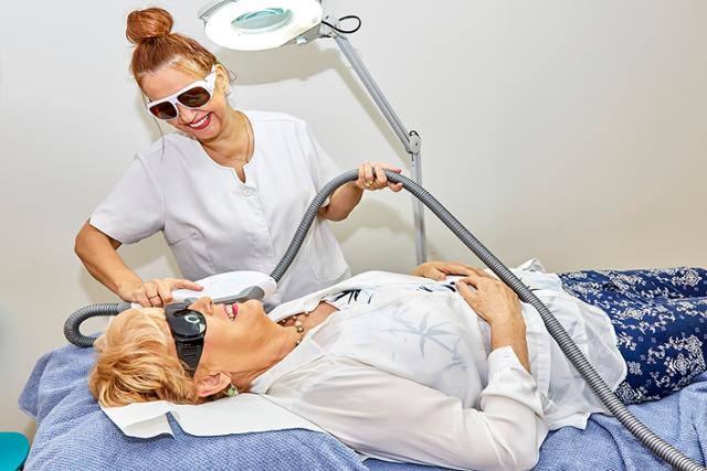 Brisbane Laser & Skin Clinic (TattLess) | hair care | 31 Methil St, Runcorn QLD 4113, Australia | 0401999950 OR +61 401 999 950