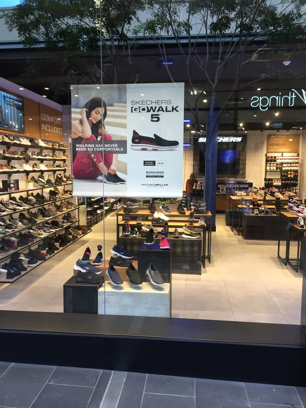 Skechers Rouse Hill | shoe store | Shop C-GR 153 Rouse Hill Town Centre, Cnr Windsor Road &, White Hart Dr, Rouse Hill NSW 2155, Australia | 0280377247 OR +61 2 8037 7247