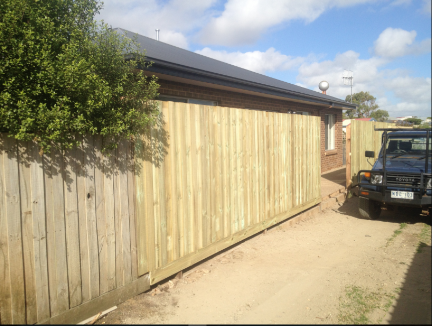 Warrnambool Fence And Wall | Warrnambool VIC 3280, Australia | Phone: 0410 994 178
