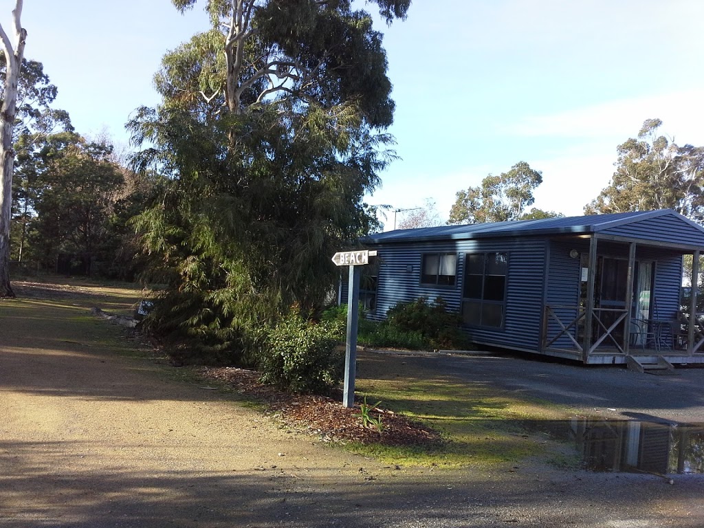 Seven Mile Beach Cabin and Caravan Park | 12 Aqua Pl, Seven Mile Beach TAS 7170, Australia | Phone: (03) 6248 6469