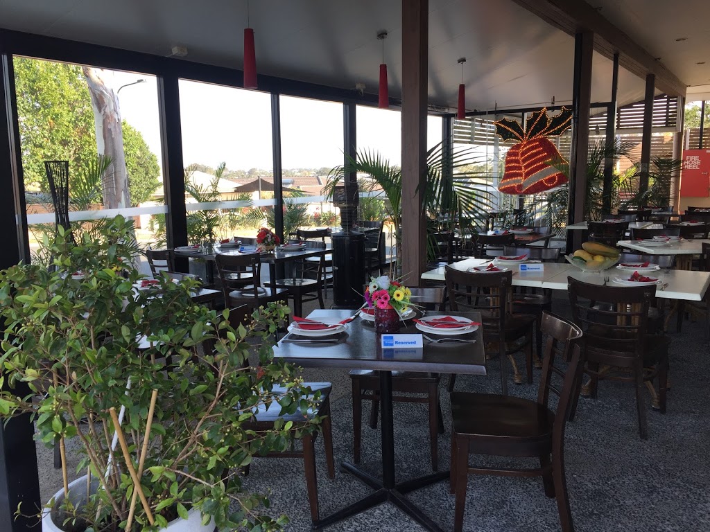 Platinum Thai Restaurant | 32 Cypress St, Redland Bay QLD 4165, Australia | Phone: (07) 3829 2320