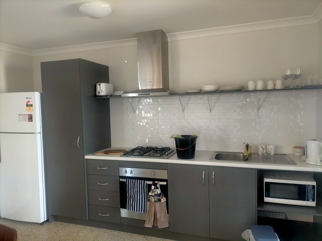 Cosy Cottage | 63 Bayley St, Coolgardie WA 6429, Australia | Phone: 0459 674 191