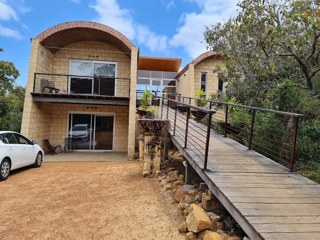 Fleets Escape Margaret River | lodging | Lot 7/4072 Caves Rd, Wilyabrup WA 6280, Australia | 0438331640 OR +61 438 331 640