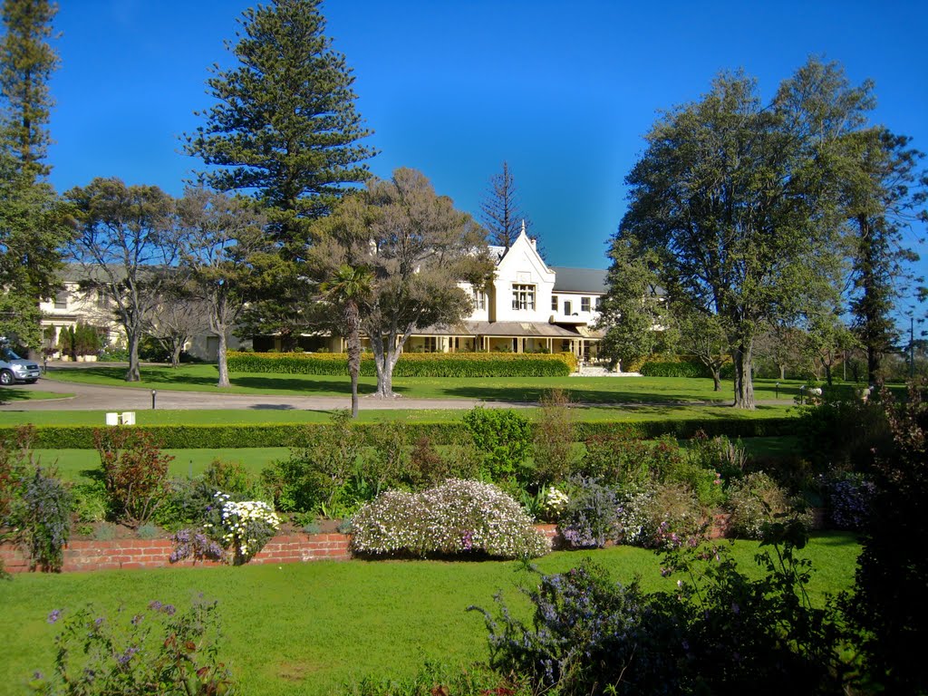 Morning Star Estate | lodging | 1 Sunnyside Rd, Mount Eliza VIC 3930, Australia | 0397877760 OR +61 3 9787 7760