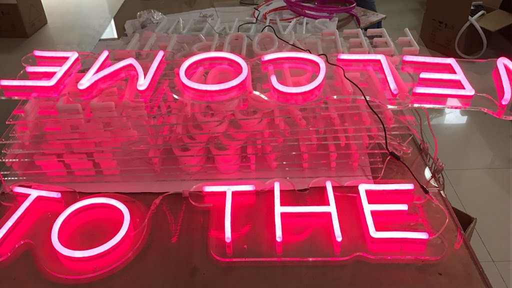 Beyond Neon Signs | store | 2 Chapel St, Marrickville NSW 2204, Australia | 0295646934 OR +61 2 9564 6934