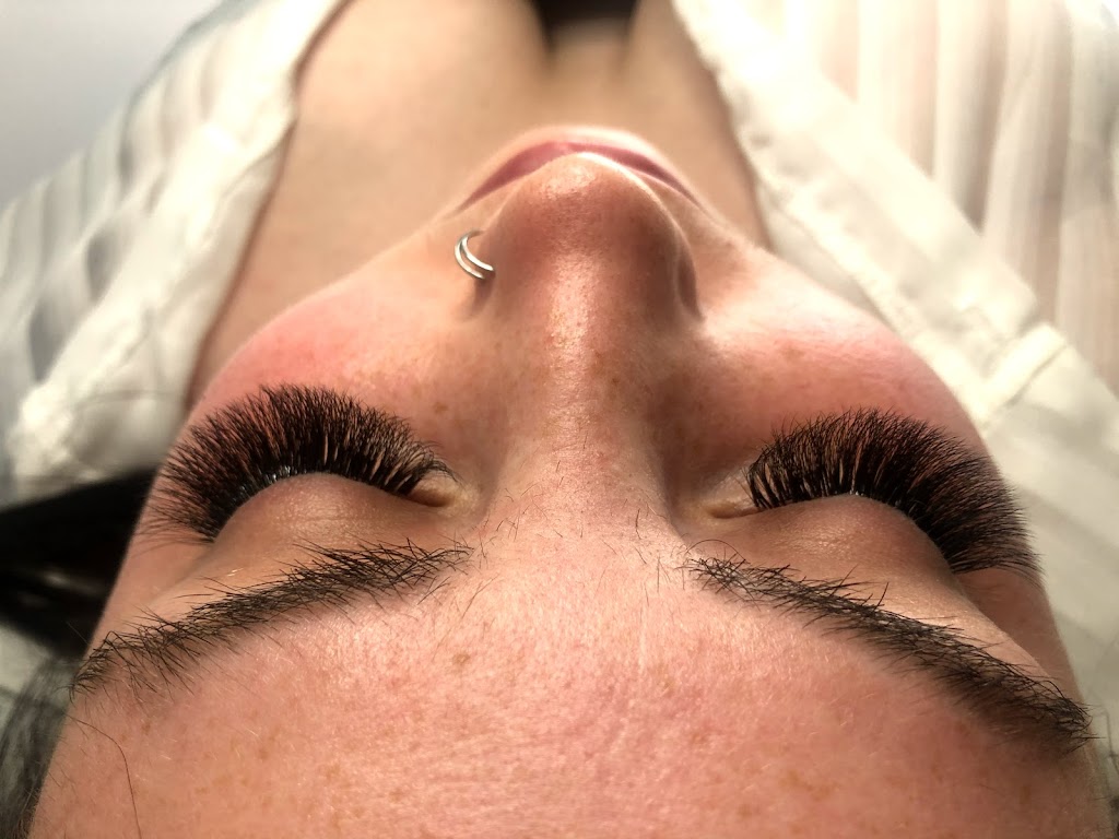 Aurora Beauty Lashes | beauty salon | Ellimatta Rd, Mambourin VIC 3024, Australia | 0452604447 OR +61 452 604 447