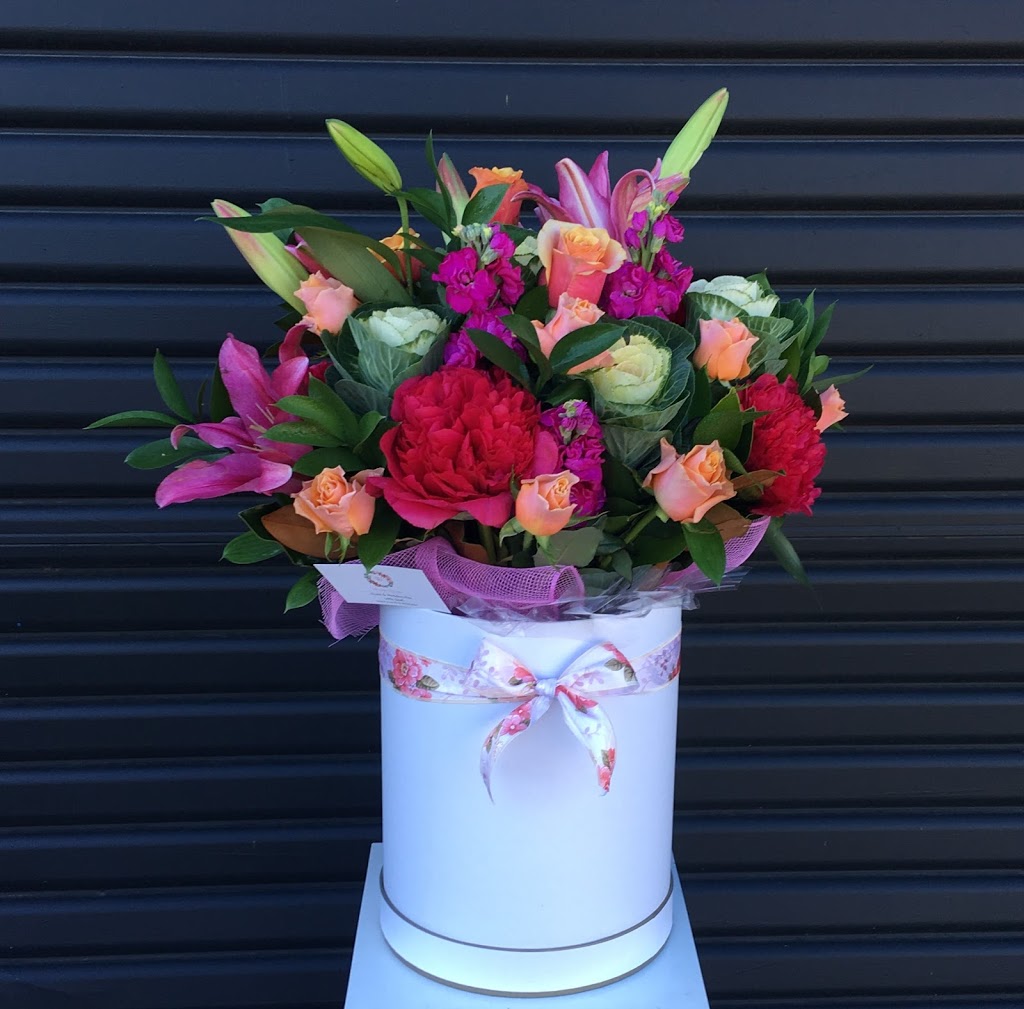 woop a daisy florist | 3 Cooper Ct, Cranbourne VIC 3977, Australia | Phone: (03) 5996 8445