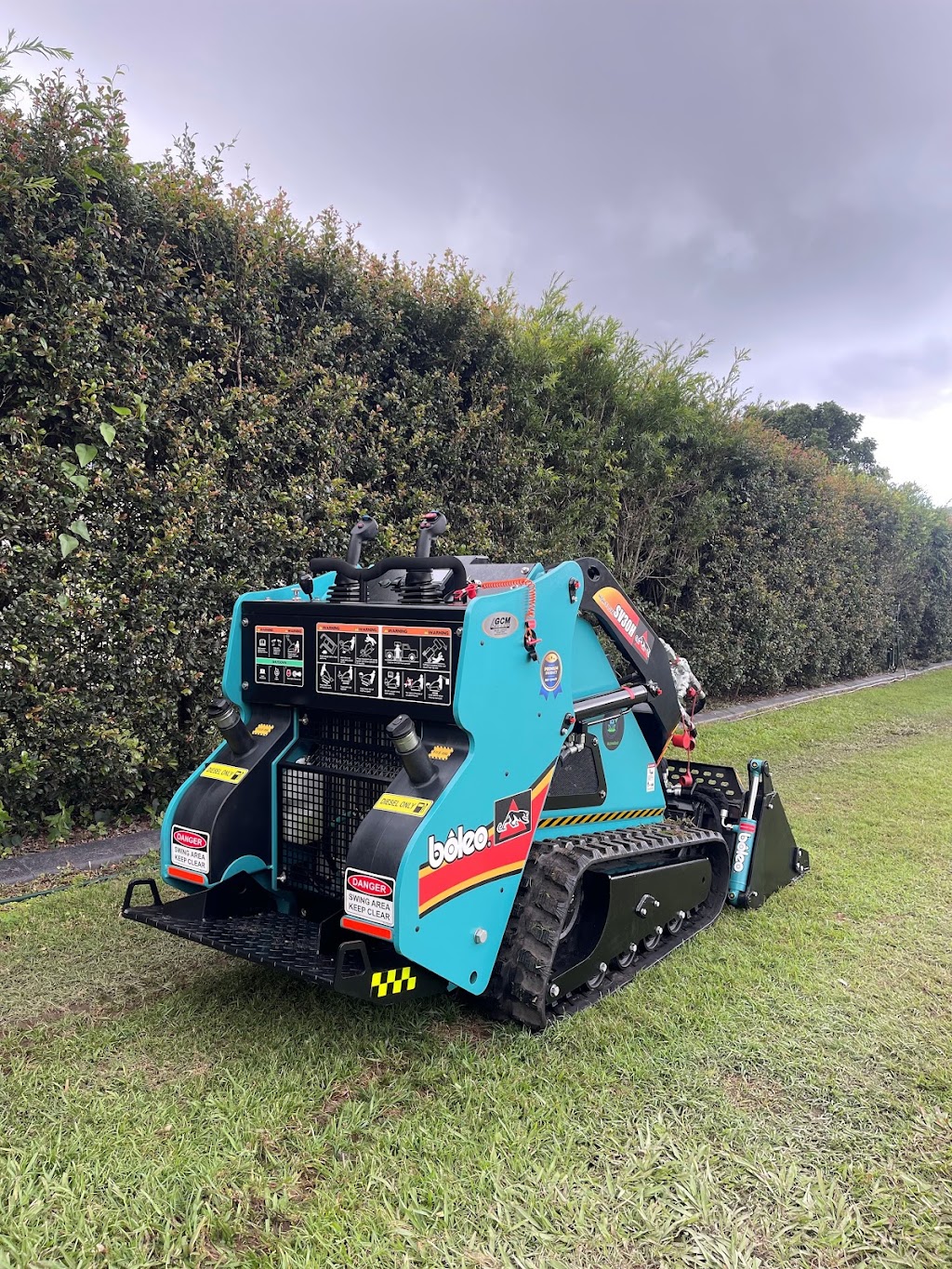 Elimbah Hire | Old Gympie Rd, Elimbah QLD 4516, Australia | Phone: 0414 597 778