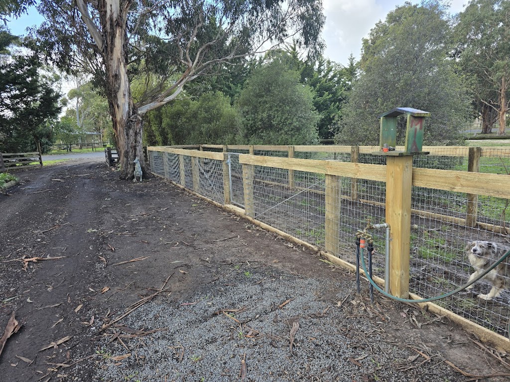 Weggs rural fencing | 925 Brown Coalmine Rd, Tyers VIC 3844, Australia | Phone: 0428 800 510