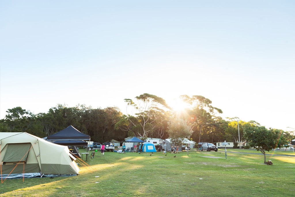 Holiday Haven Lake Tabourie | campground | 595A Princes Hwy, Lake Tabourie NSW 2539, Australia | 1300559966 OR +61 1300 559 966
