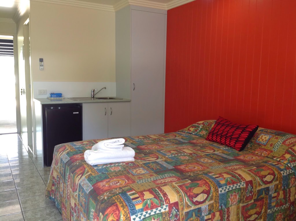 Emu Park Motel | lodging | 50 Hill St, Emu Park QLD 4710, Australia | 0749396697 OR +61 7 4939 6697