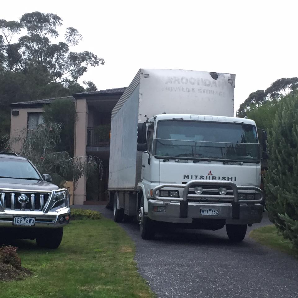 Old School Removals Pty Ltd | moving company | 32 Chester Rd, Altona VIC 3018, Australia | 1800653724 OR +61 1800 653 724