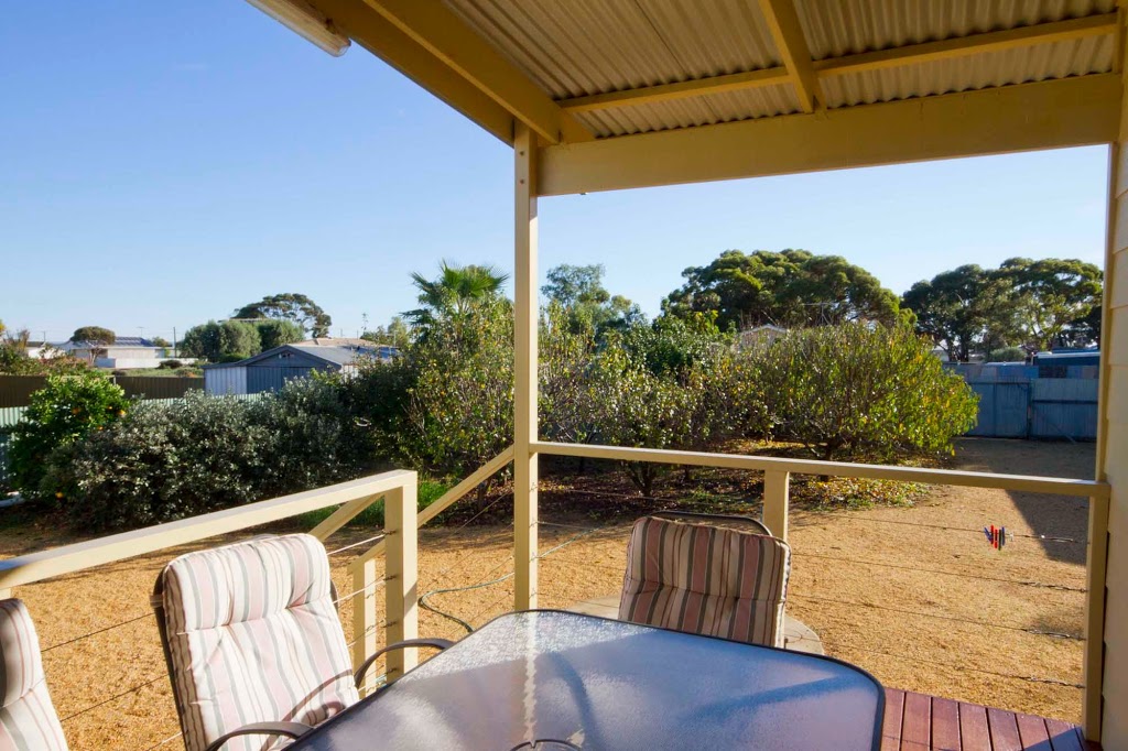 Port Wakefield Motel and Holiday Homes | 1 Catherine St, Port Wakefield SA 5550, Australia | Phone: (08) 8867 1271