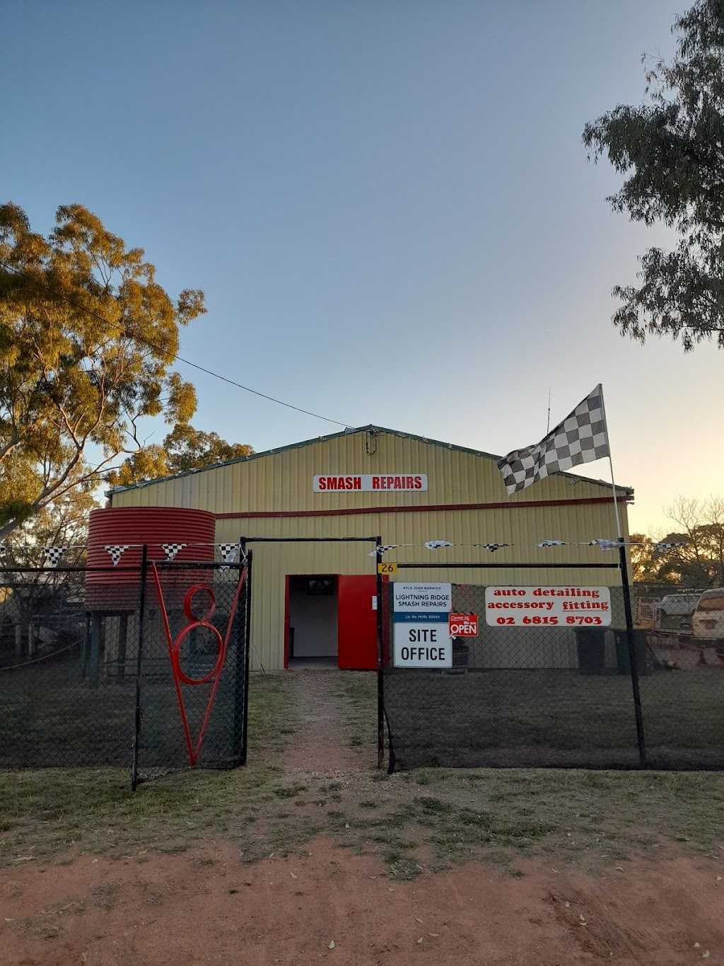 LIGHTNING RIDGE SMASH REPAIRS | car repair | 26 Nobby Rd, Lightning Ridge NSW 2834, Australia | 0268158703 OR +61 2 6815 8703