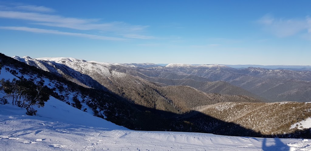 Bungalow Spur Hiking Trailhead | park | 104 Feathertop Track, Harrietville VIC 3741, Australia