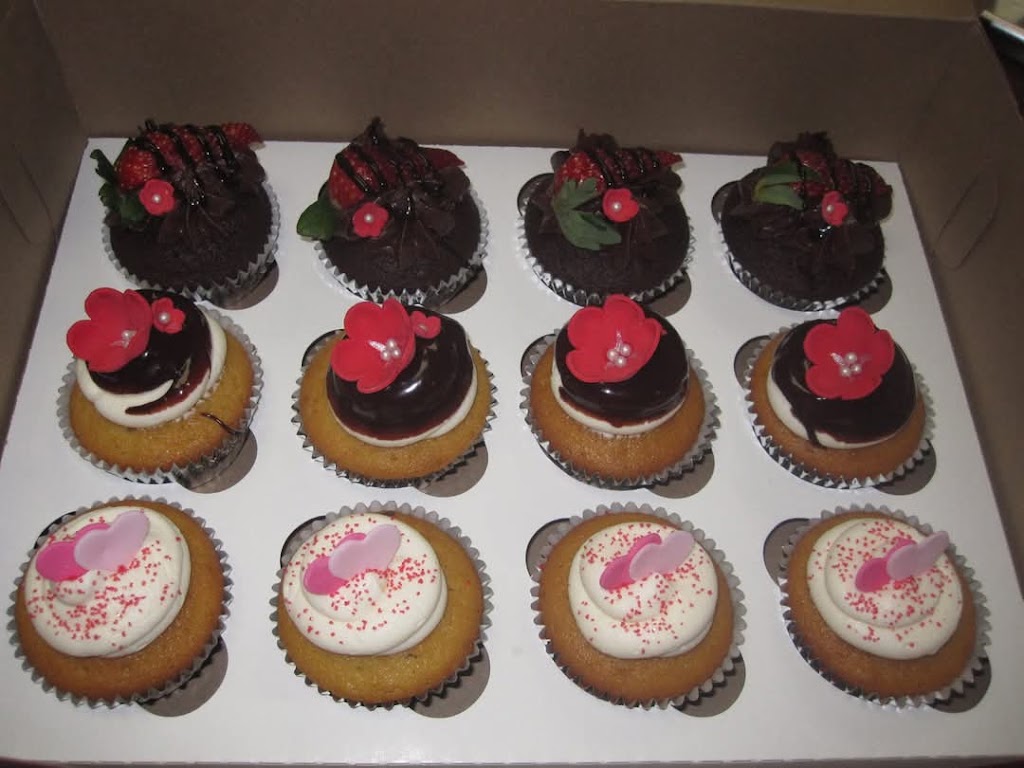 The Food Co Patisserie | Stingray St, Armstrong Creek VIC 3217, Australia | Phone: 0476 262 351