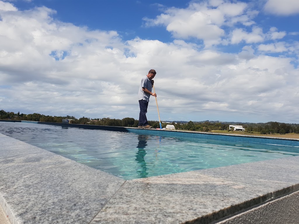 Reseal Stone | 1 Watson St, Bongaree QLD 4507, Australia | Phone: 0468 344 131