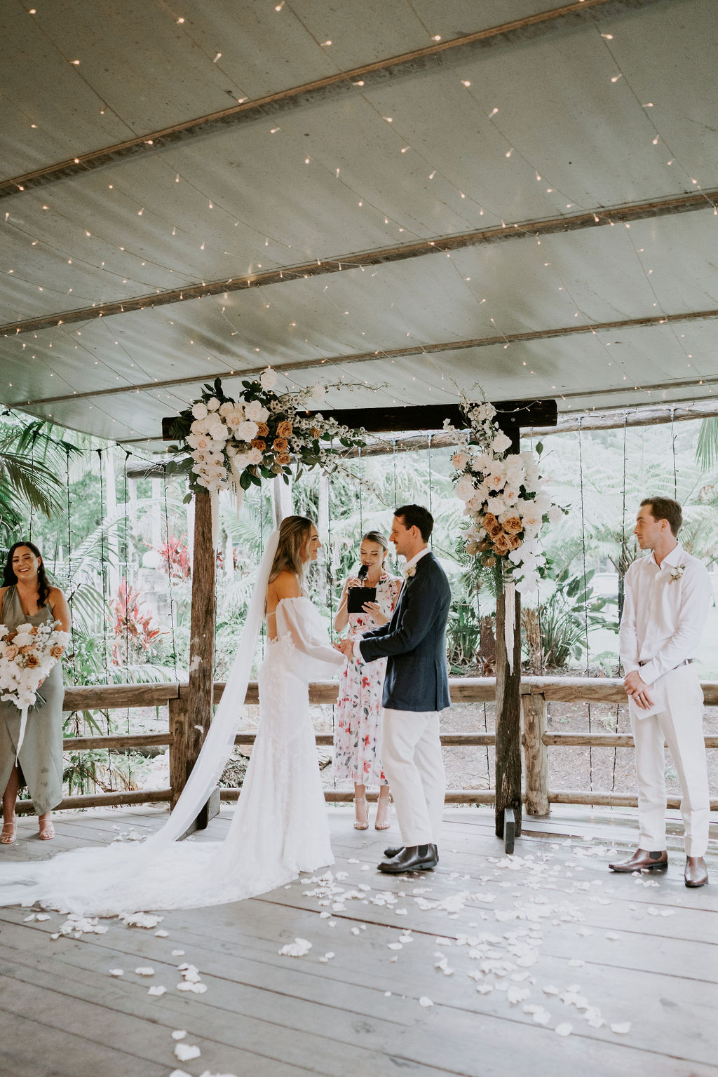 Married by Tash Wedding Celebrant | Edgewater La, Kingscliff NSW 2487, Australia | Phone: 0411 325 336