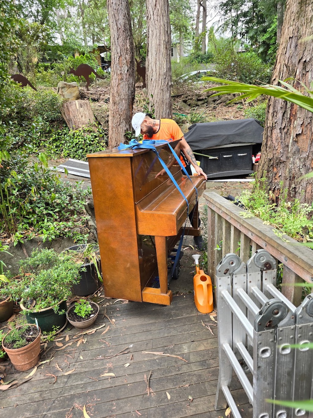 Piano Pickup | 22 Phillip Cres, Barrack Heights NSW 2528, Australia | Phone: 0433 618 239