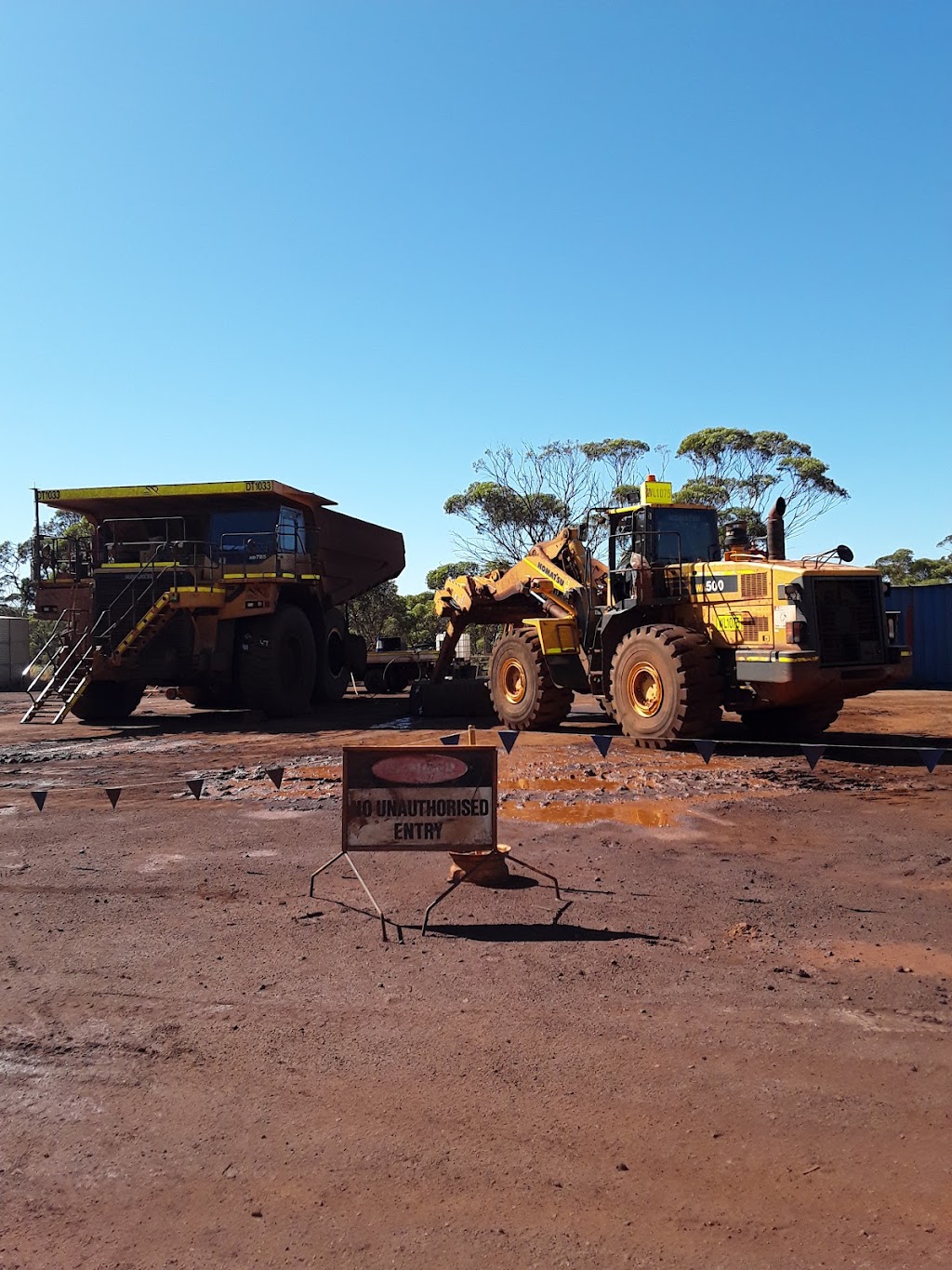 Combined Tyres | 57 Hall St, Leonora WA 6438, Australia | Phone: 1300 266 897