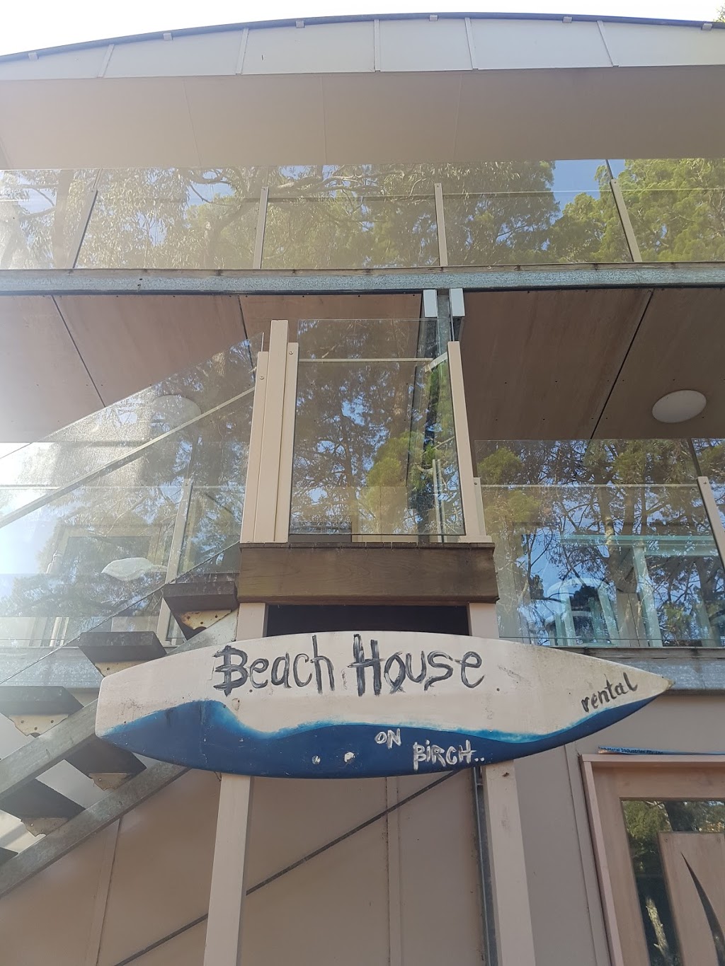 Amity Beach House on Birch | lodging | 12 Birch St, Amity Point QLD 4183, Australia | 0734097126 OR +61 7 3409 7126