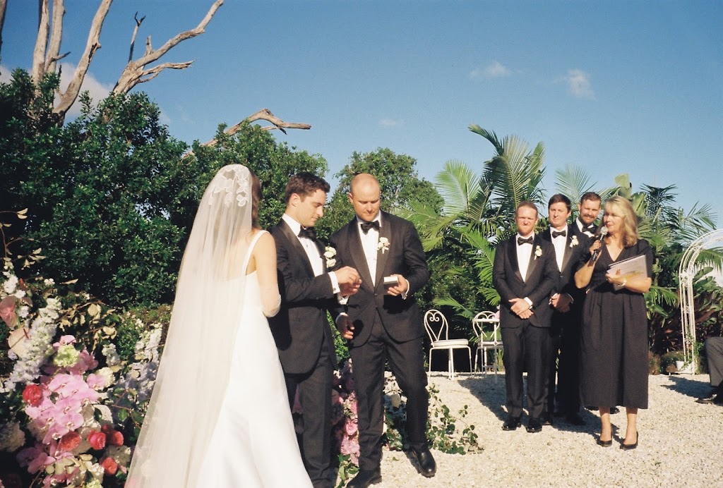 Byron Bay Wedding Celebrant Michelle Shannon | 2 Migaloo St, Skennars Head NSW 2478, Australia | Phone: 0412 649 313