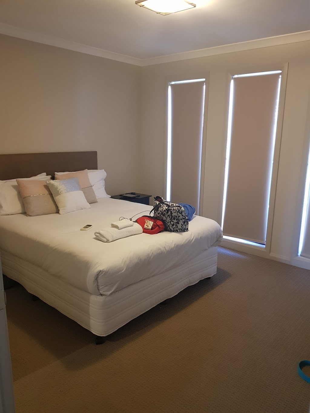 Yarrawonga Lakeside Apartments | lodging | 2 Cypress Dr, Mulwala NSW 2647, Australia | 0357431433 OR +61 3 5743 1433