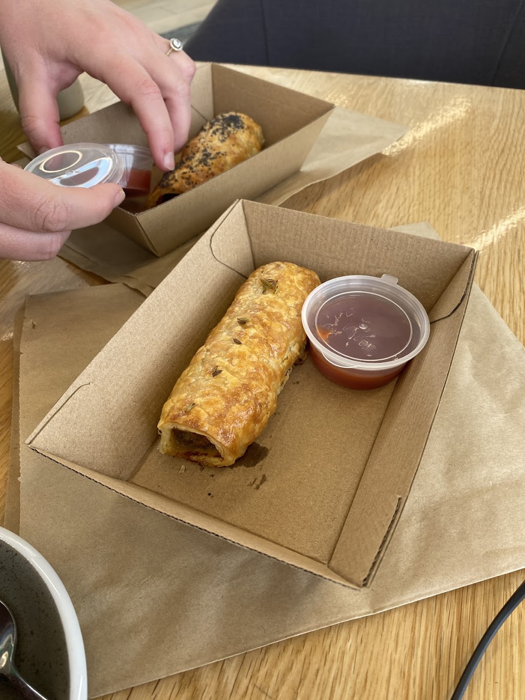 The Alternate Root Airport Cafe | 9 Peter Monley Drive, New England Hwy, Armidale NSW 2350, Australia | Phone: (02) 6775 1238