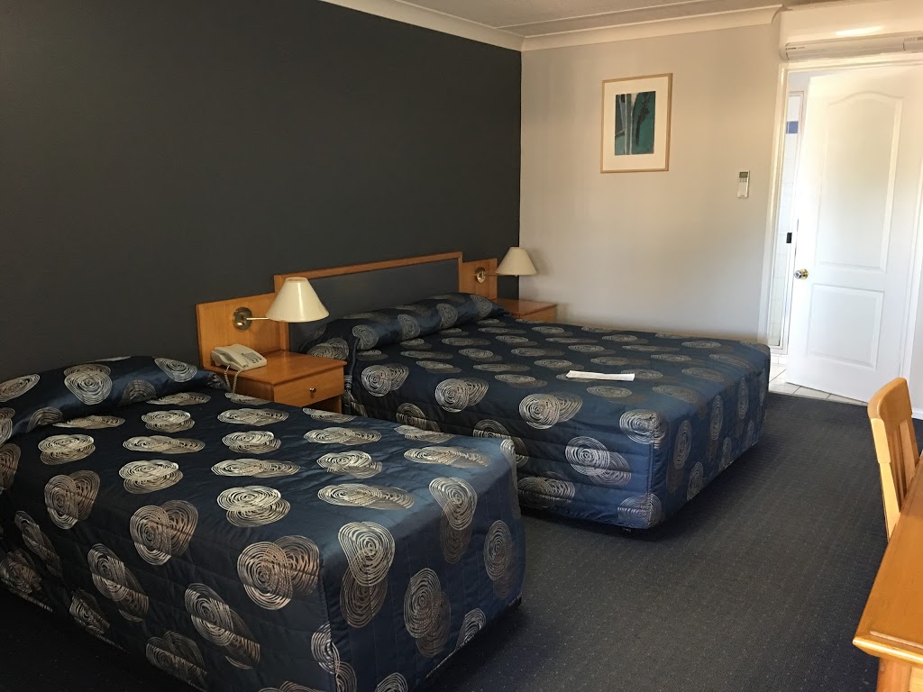 Ipswich Country Motel | lodging | 250 S Station Rd, Ipswich QLD 4305, Australia | 1800882263 OR +61 1800 882 263