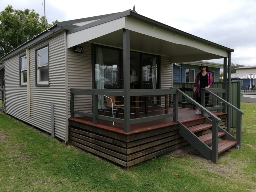 Bentley Waterfront Motel & Cottages | lodging | 164 River Rd, Sussex Inlet NSW 2540, Australia | 0244412052 OR +61 2 4441 2052