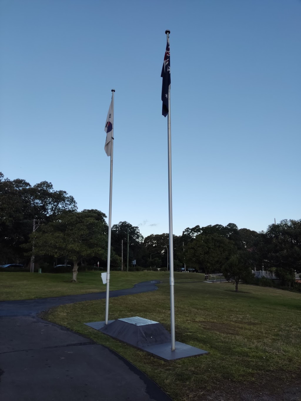 Korean War Memorial | Corner South Dowling Street And, Anzac Parade, Moore Park NSW 2021, Australia | Phone: (02) 9339 6699