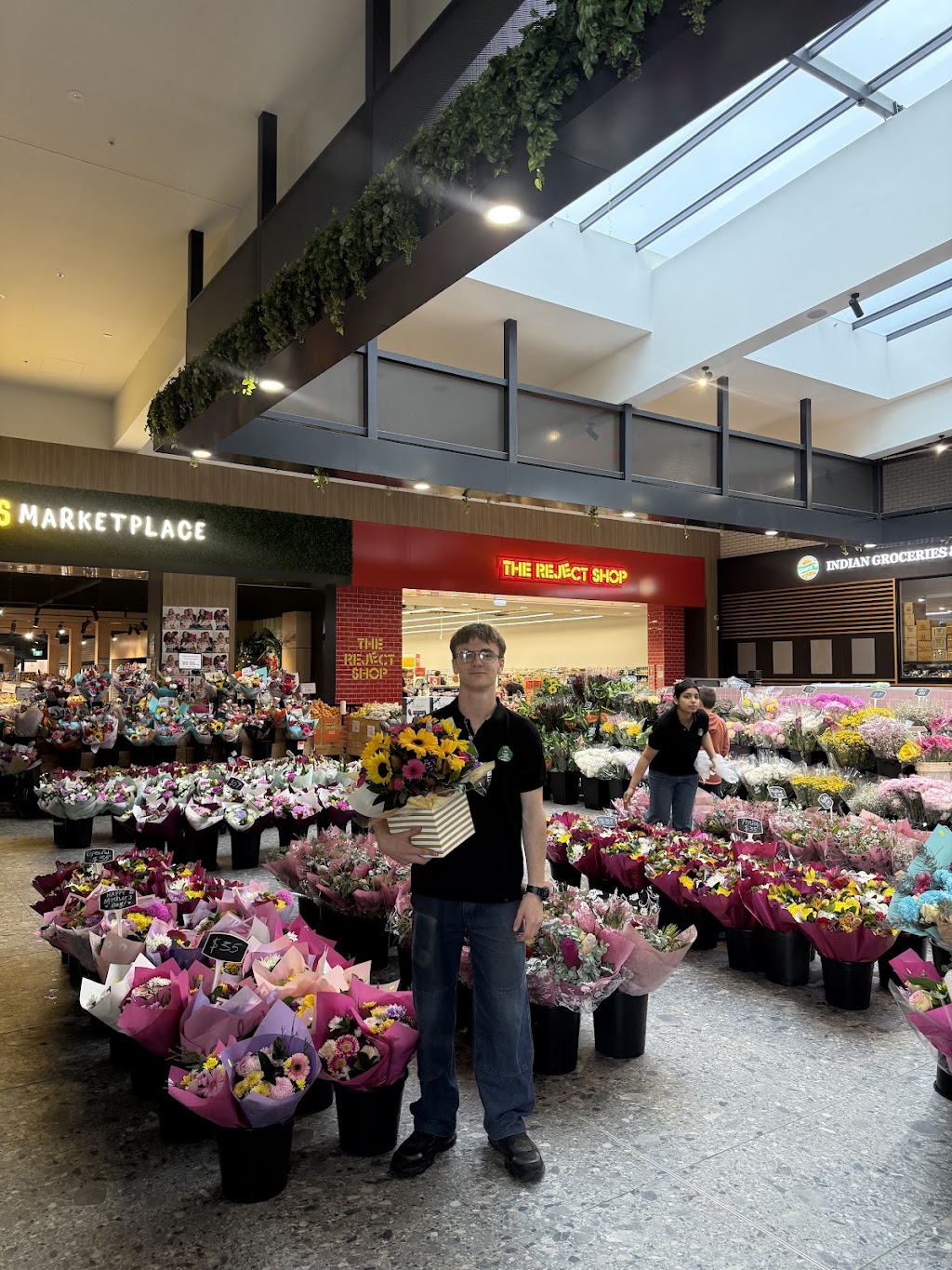 Tom’s Marketplace | MO2/40 Main St, Armstrong Creek VIC 3217, Australia | Phone: 0401 909 511