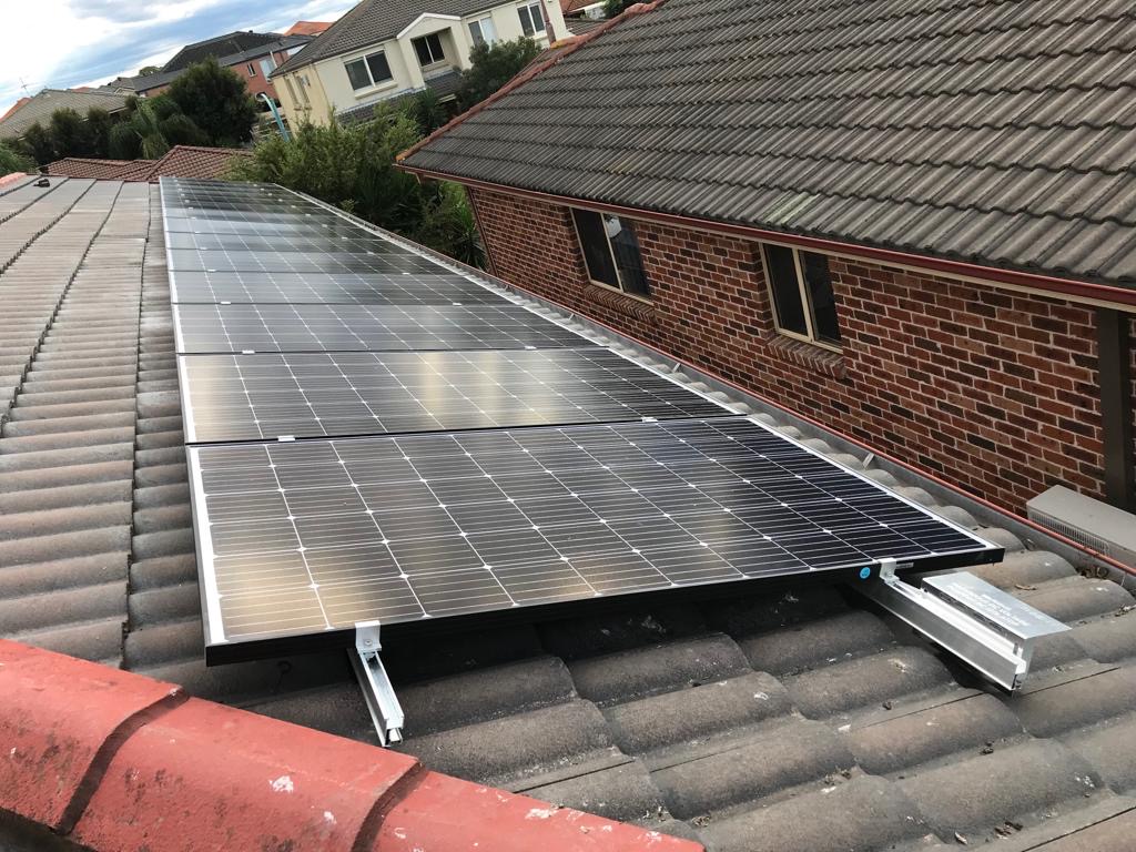 Quality Solar Central | 37 Farrier Cres, Hamlyn Terrace NSW 2259, Australia | Phone: 0488 704 696