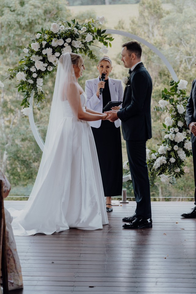 Married by Tash Wedding Celebrant | Edgewater La, Kingscliff NSW 2487, Australia | Phone: 0411 325 336