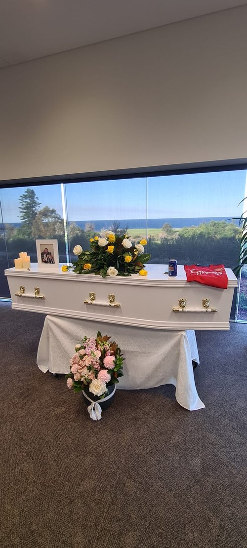Narrabeen Funerals | 10 Lakeshore Dr, Narrabeen NSW 2101, Australia | Phone: 0414 450 460