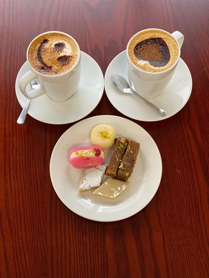 Taj sweets & cafe | 20 Hamersley Dr, Clyde North VIC 3978, Australia | Phone: 0456 852 629