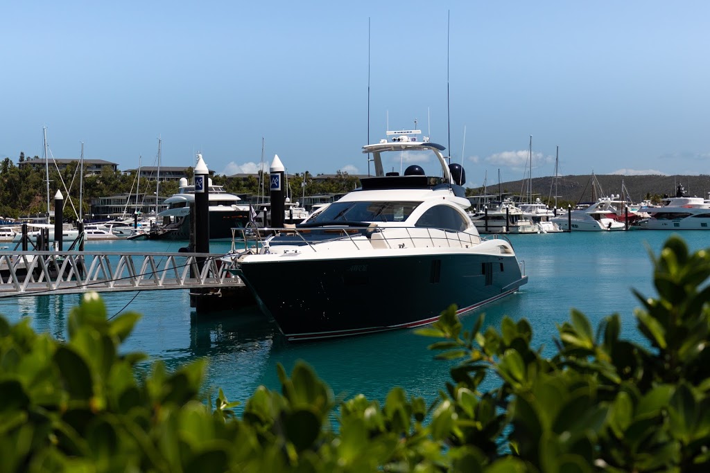 La Mar Luxury Charters - Hamilton Island | travel agency | Front St, Whitsundays QLD 4802, Australia | 0435983486 OR +61 435 983 486