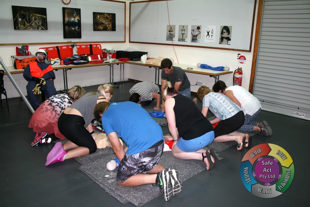 Cessnock First Aid Training | 3/54 Cessnock Rd, Weston NSW 2326, Australia | Phone: (02) 4936 1190