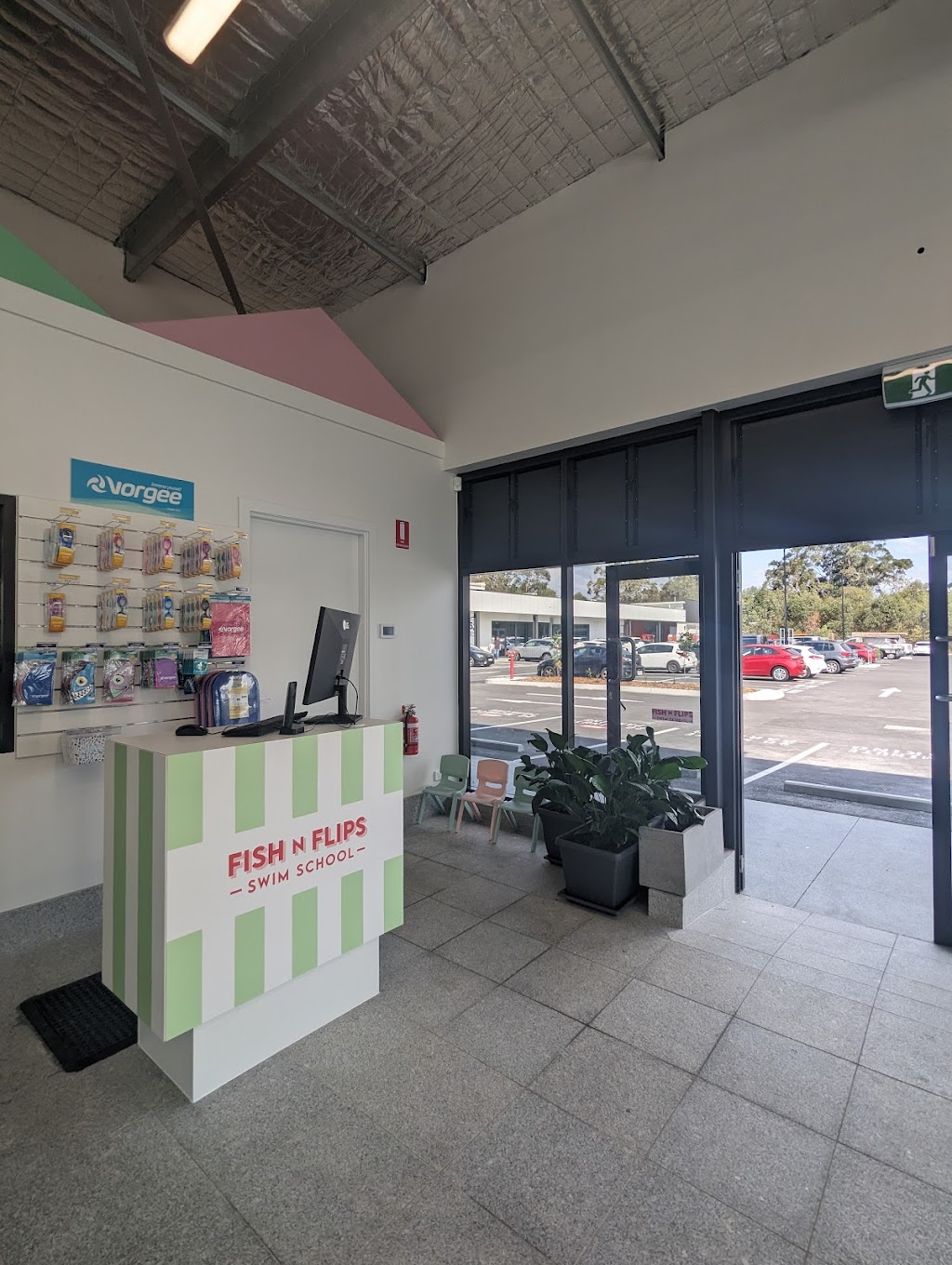 Fish N Flips Upper Kedron | 141 Canvey Rd, Upper Kedron QLD 4055, Australia | Phone: (07) 3187 7339