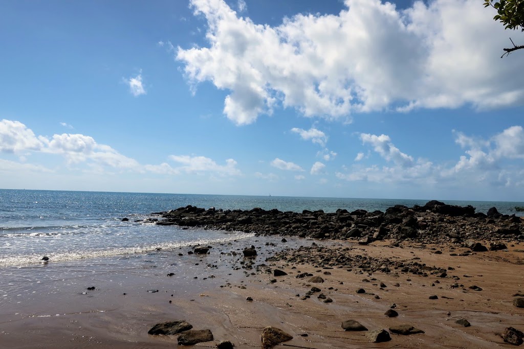 Bicton Hill, Clump Mountain National Park | park | Alexander Dr, Djiru QLD 4852, Australia