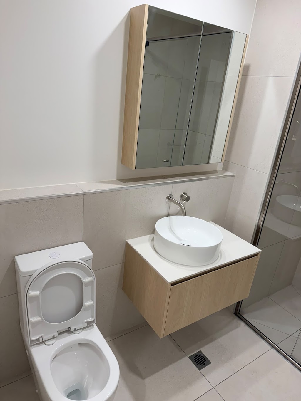 PRIME CLEAN GEELONG PTY LTD | 19 Lubec St, Lara VIC 3212, Australia | Phone: 0432 522 725