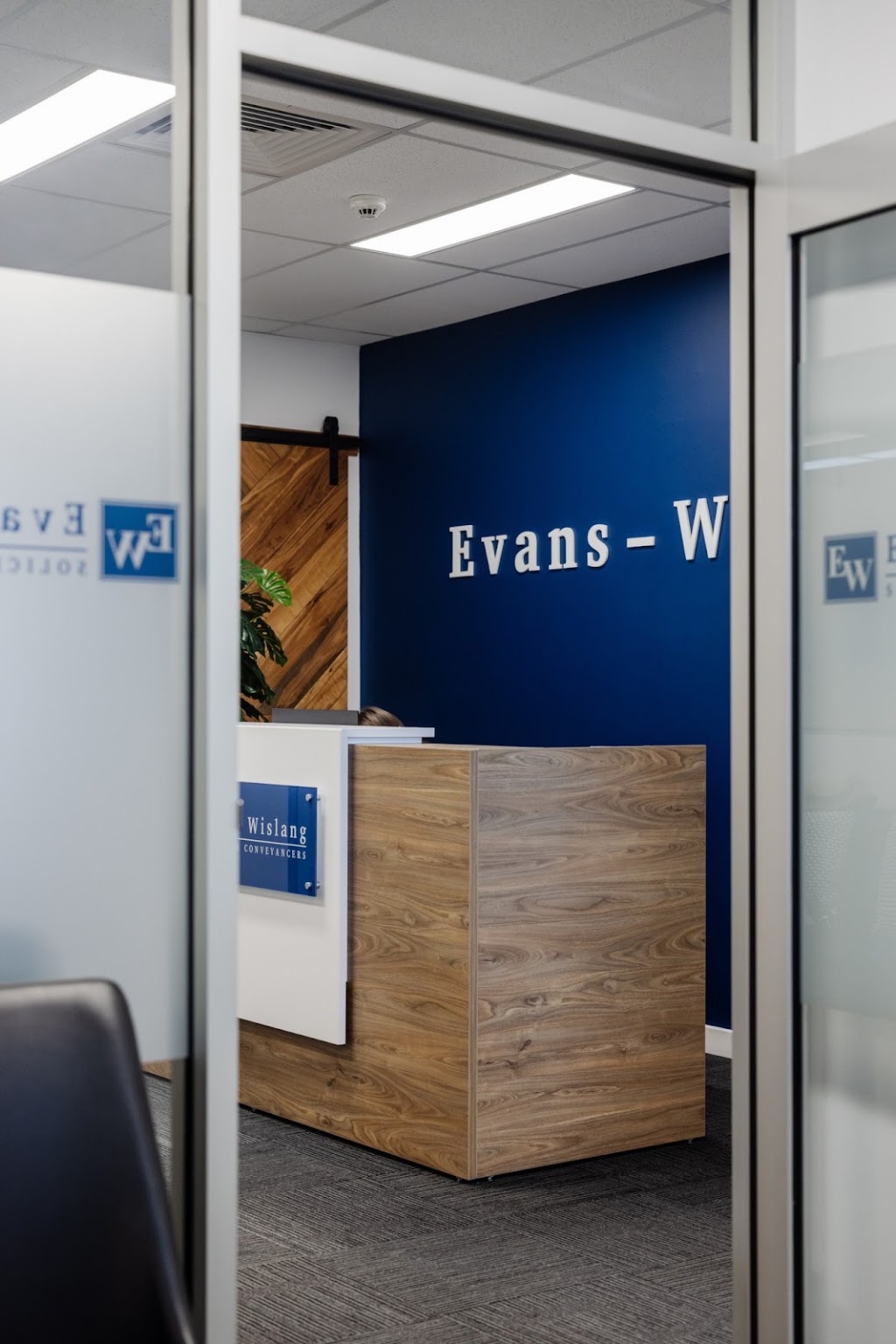 Evans & Wislang | Ground Floor, Suite 3/136 Brunker Rd, Adamstown NSW 2289, Australia | Phone: (02) 4952 5344