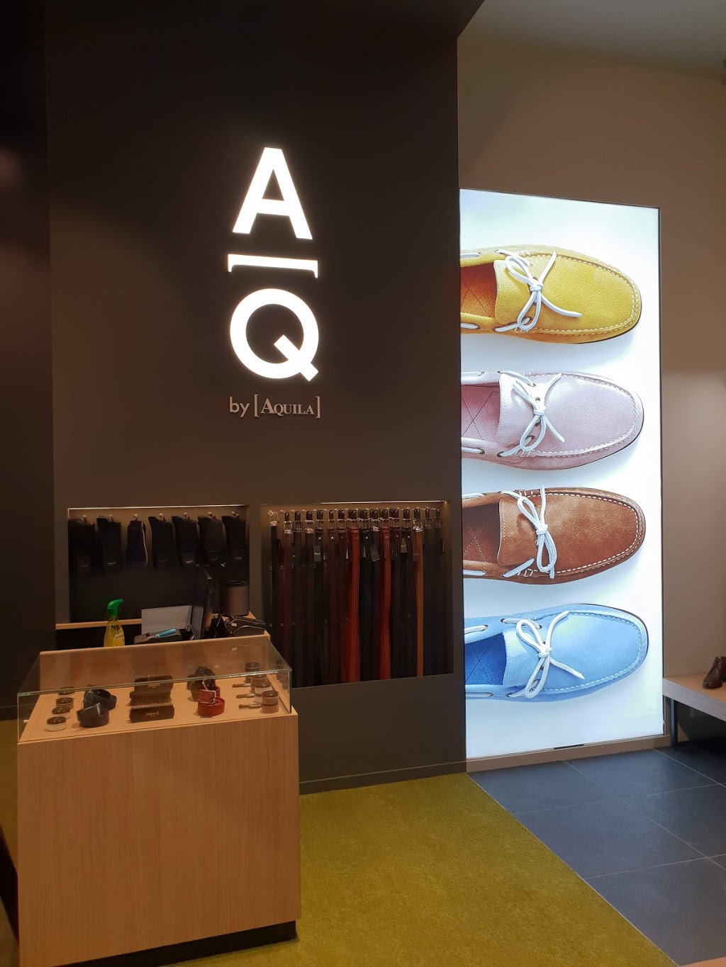 AQ by Aquila | Westfield Fountain Gate, 25-55 Overland Dr, Narre Warren VIC 3805, Australia | Phone: (03) 9704 1044