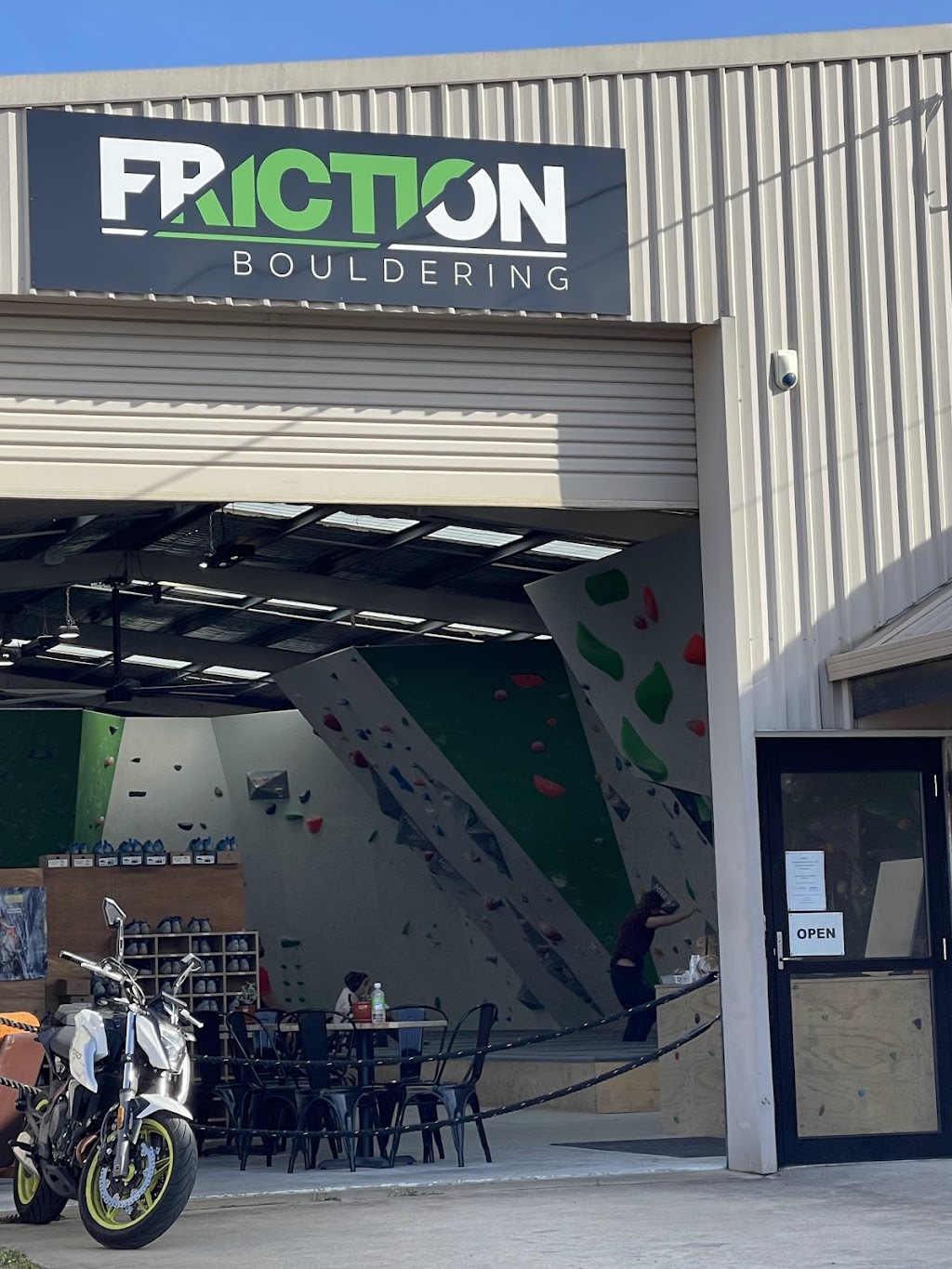 Friction Bouldering | 7 Laidlaw Dr, Delacombe VIC 3356, Australia | Phone: (03) 4368 7067