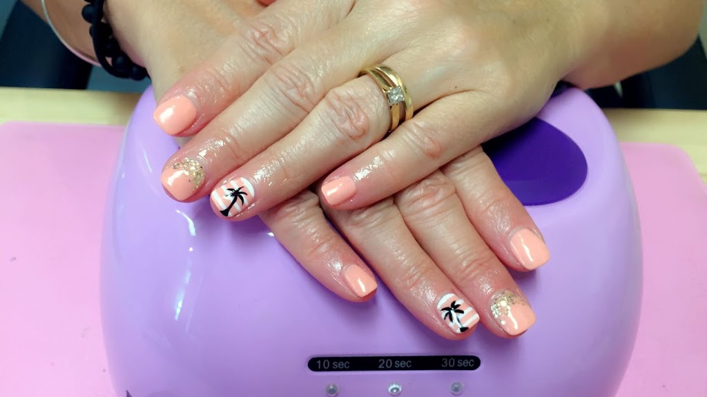 Mi nails (premium Nail Bar) | store | 6/48 Macrossan St, Port Douglas QLD 4877, Australia | 0448367136 OR +61 448 367 136