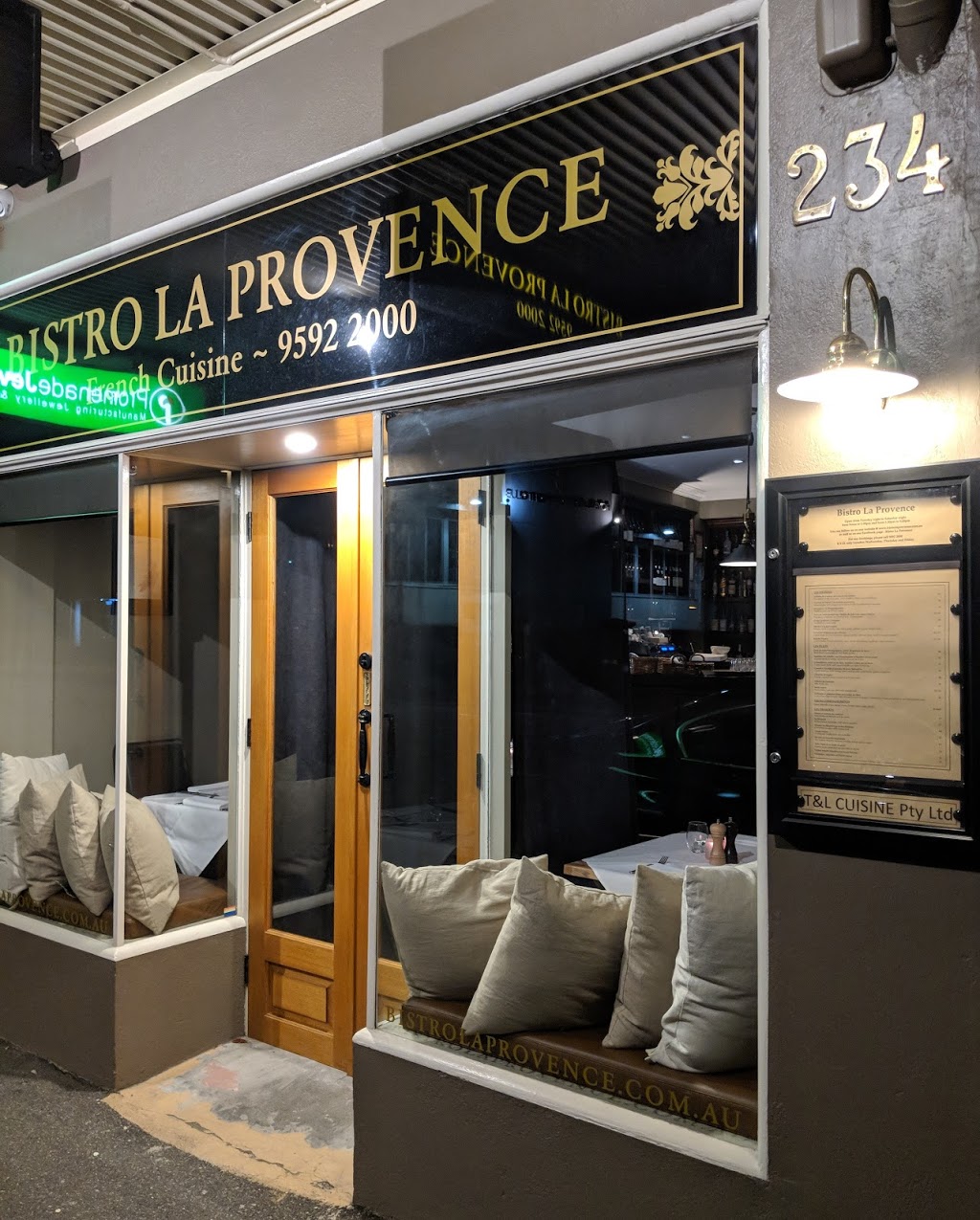 Bistro La Provence | restaurant | 234 Esplanade, Brighton VIC 3186, Australia | 0395922000 OR +61 3 9592 2000