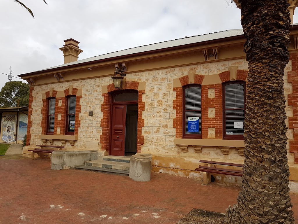 Two Wells Public Library | library | 61 Old Port Wakefield Rd, Two Wells SA 5501, Australia | 0885202100 OR +61 8 8520 2100